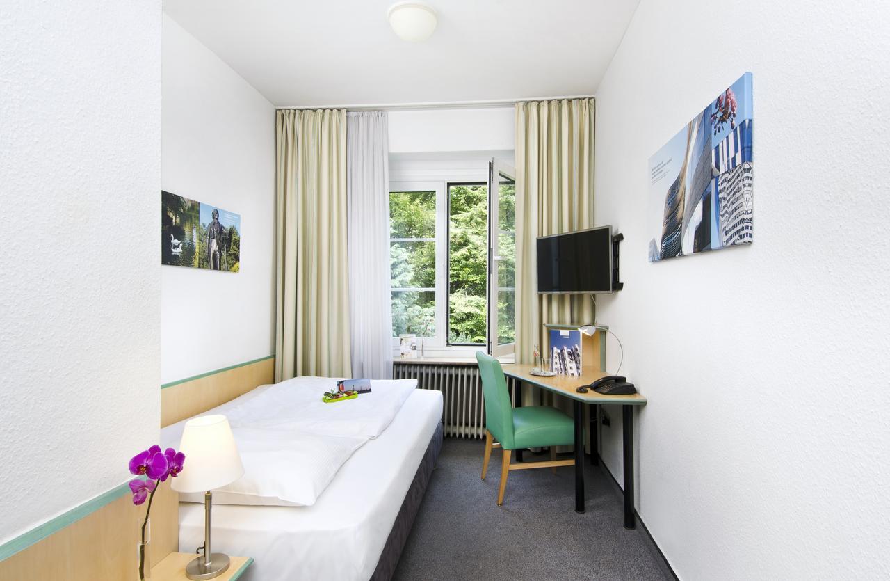 Hotel Am Hofgarten Дюссельдорф Екстер'єр фото
